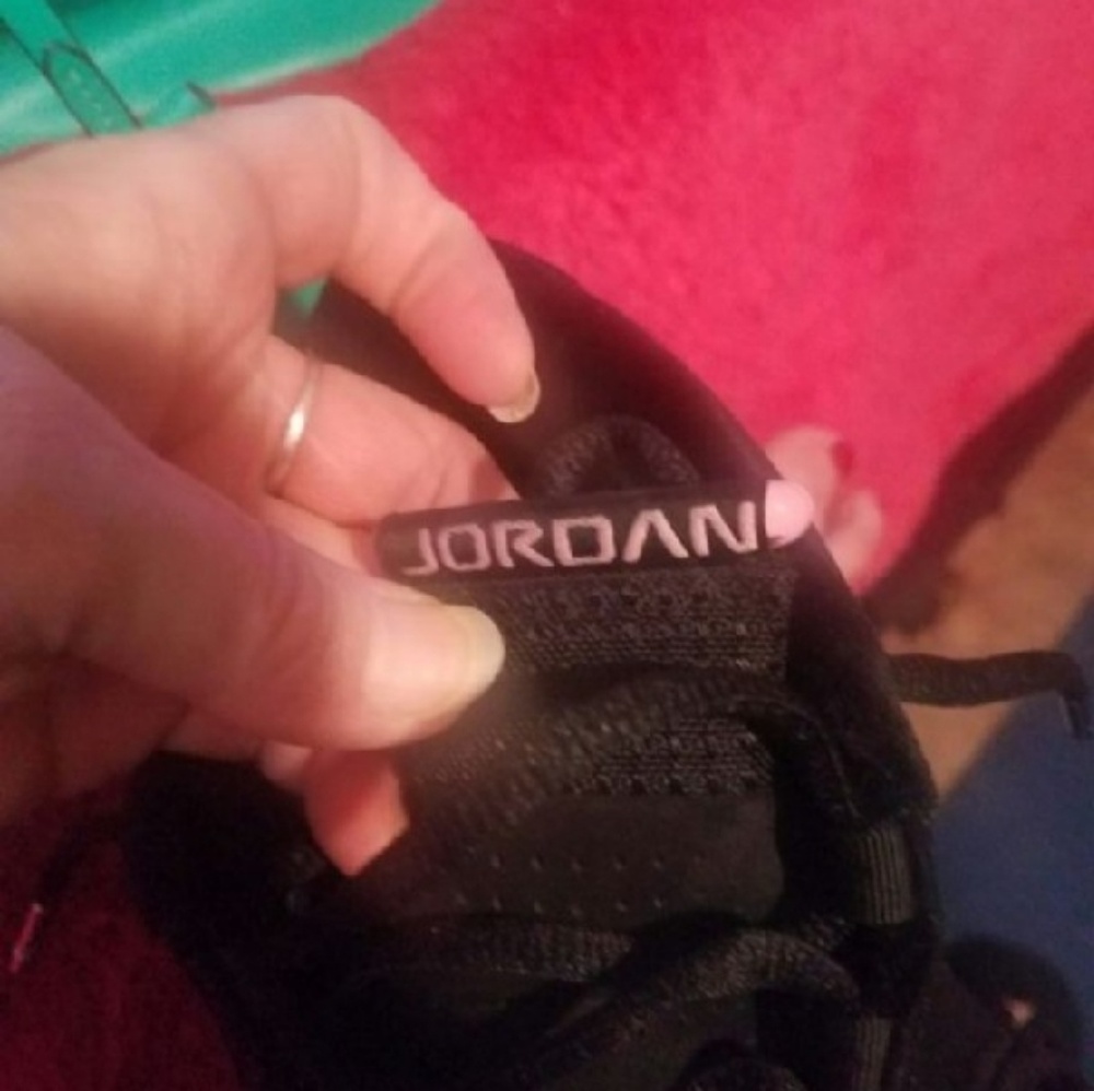 Kicks